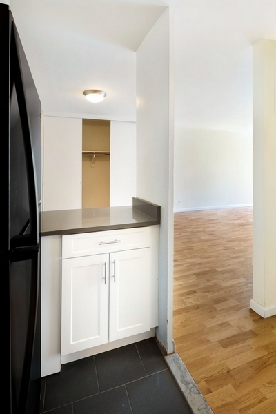 Apartment 57th Avenue  Queens, NY 11368, MLS-RD4497-4