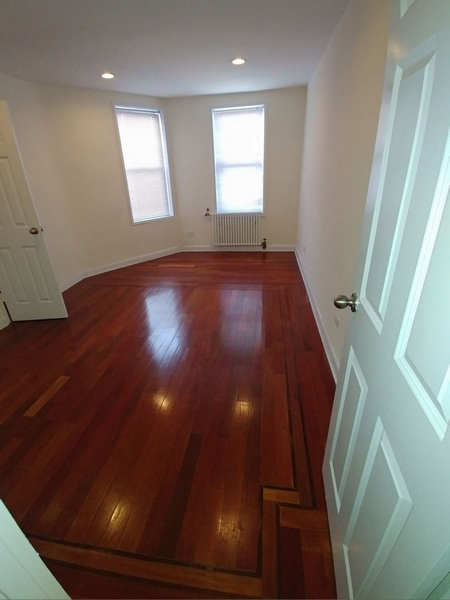 Apartment 40th Street  Queens, NY 11104, MLS-RD4515-9