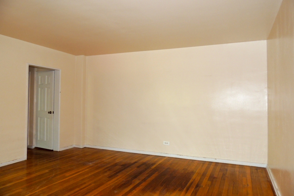 Apartment 118th Street  Queens, NY 11415, MLS-RD4534-4