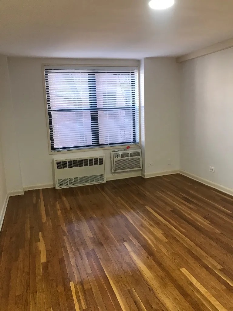 Apartment 102nd Street  Queens, NY 11375, MLS-RD4538-6