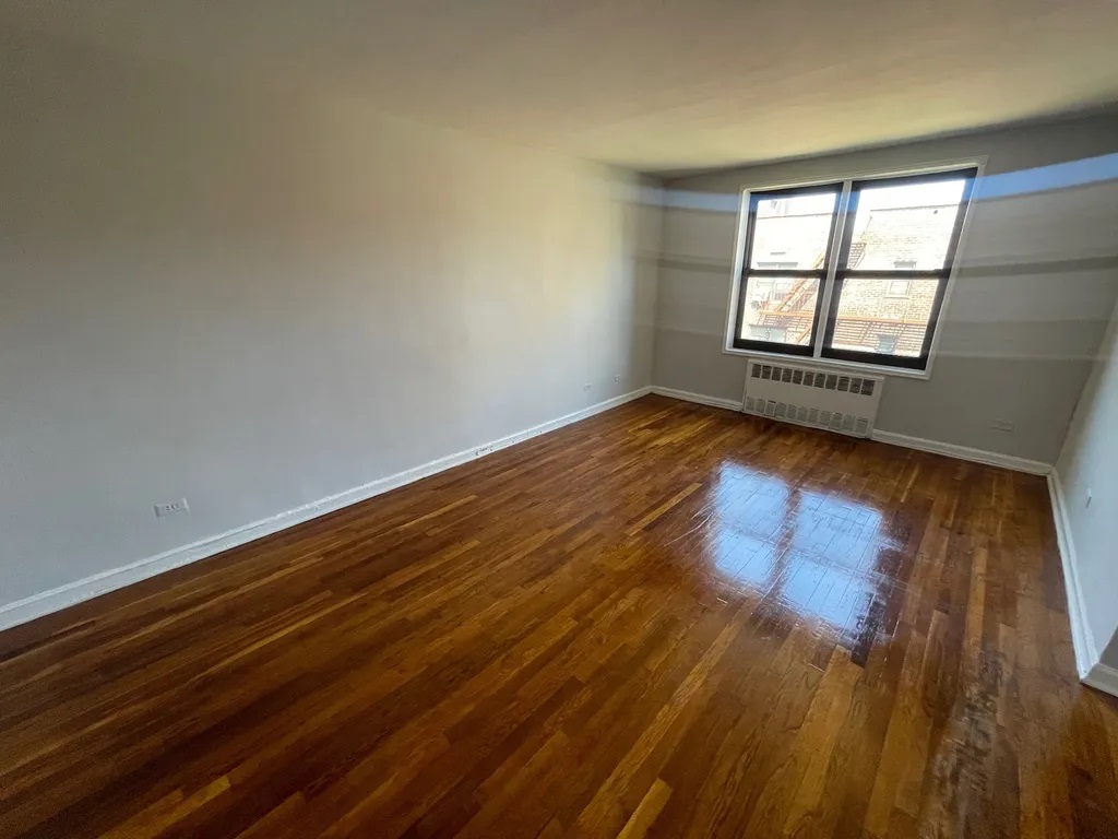 Apartment 62nd Drive  Queens, NY 11375, MLS-RD4561-6