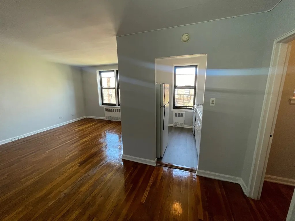Apartment 62nd Drive  Queens, NY 11375, MLS-RD4561-9