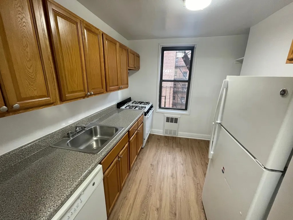 Apartment 67th Avenue  Queens, NY 11375, MLS-RD4563-2