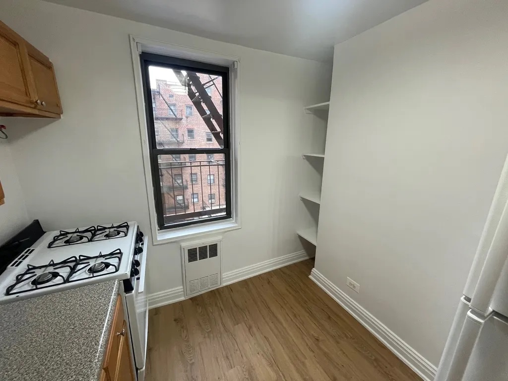 Apartment 67th Avenue  Queens, NY 11375, MLS-RD4563-4