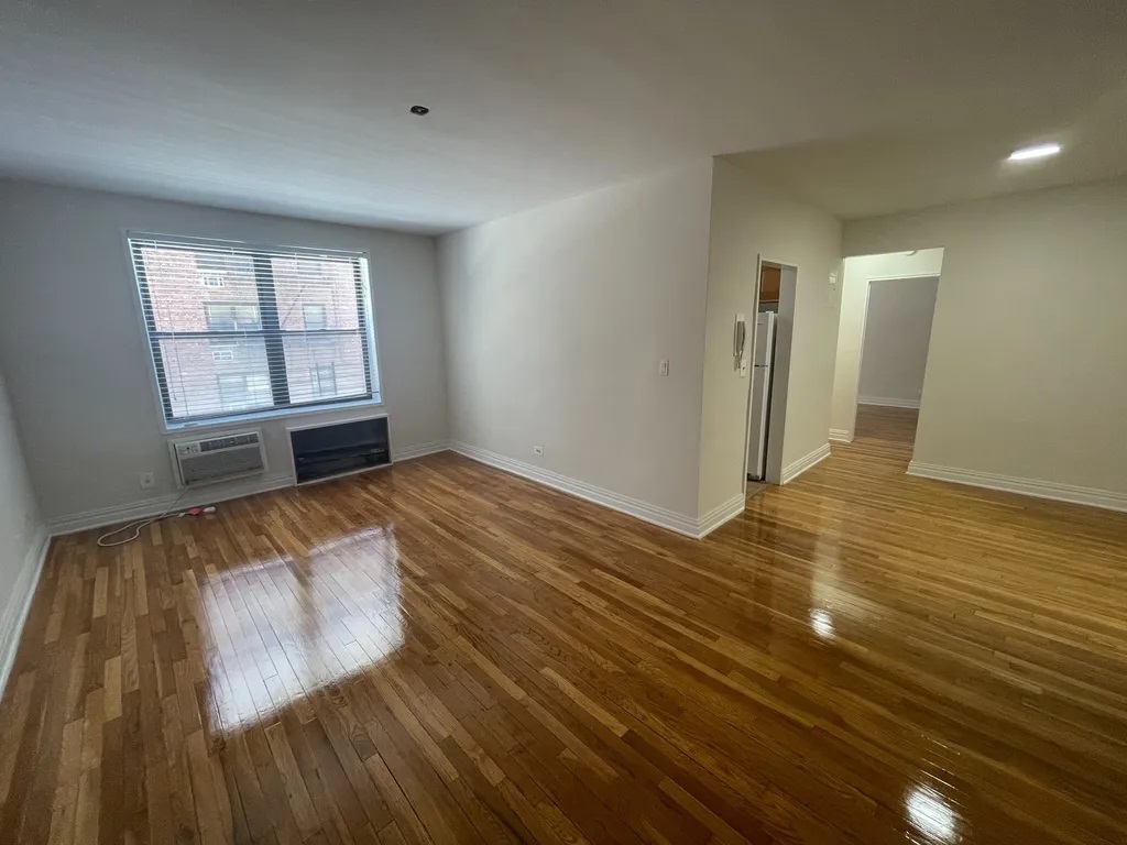 Apartment 67th Drive  Queens, NY 11375, MLS-RD4565-6
