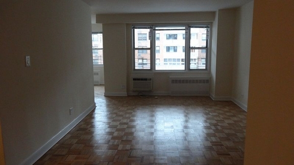 Apartment 67th Avenue  Queens, NY 11374, MLS-RD4574-8