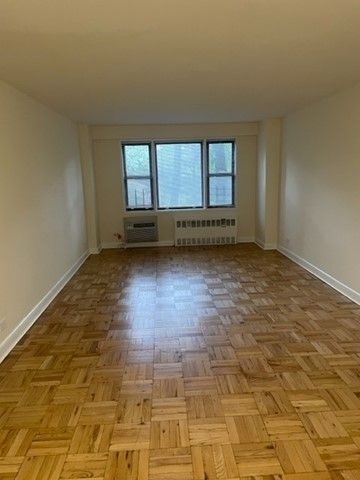 Apartment 83rd Avenue  Queens, NY 11415, MLS-RD4617-2