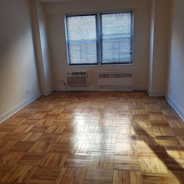 Apartment 67th Avenue  Queens, NY 11374, MLS-RD4618-2