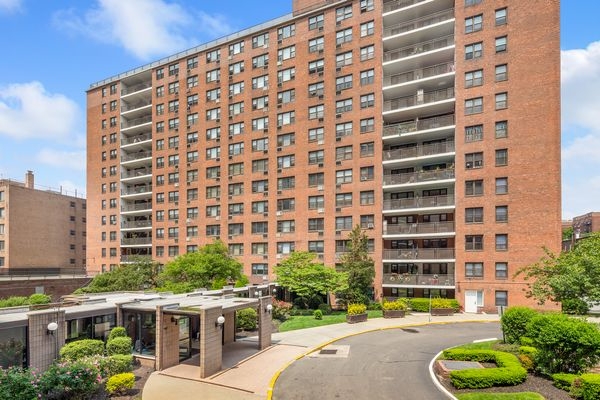 Apartment 67th Avenue  Queens, NY 11374, MLS-RD4619-10