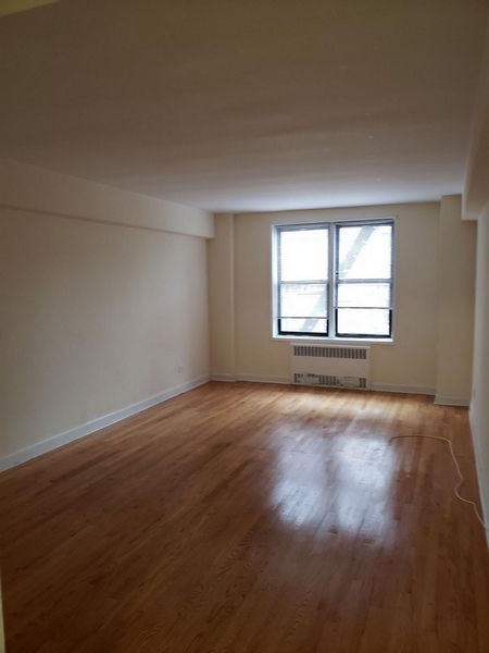 Apartment 80th Street  Queens, NY 11373, MLS-RD4629-2