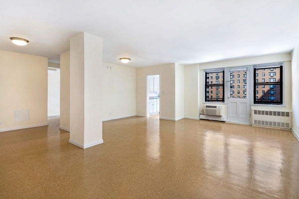 Apartment 57th Avenue  Queens, NY 11368, MLS-RD4634-2