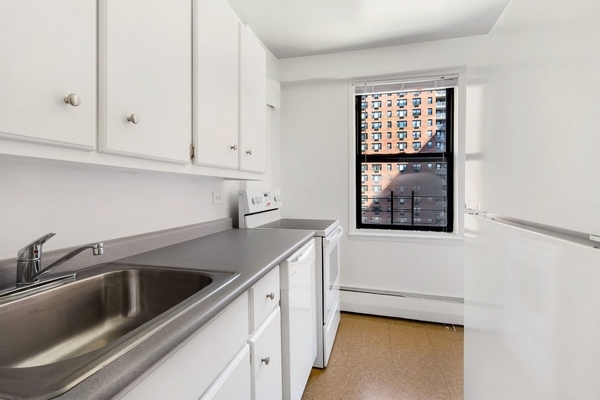 Apartment 57th Avenue  Queens, NY 11368, MLS-RD4634-4