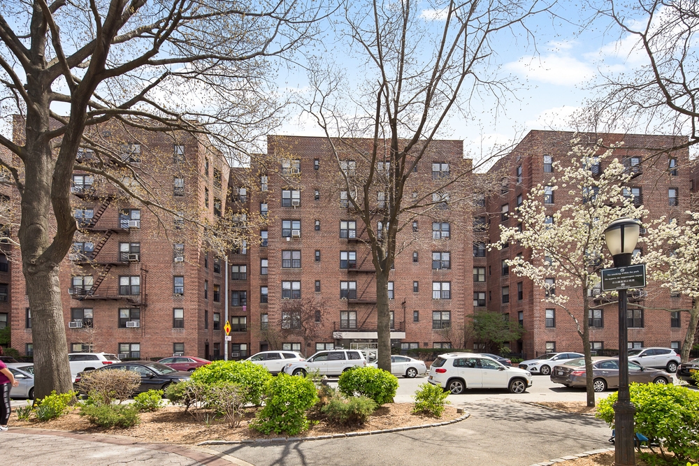 Apartment 62nd Avenue  Queens, NY 11375, MLS-RD4654-4