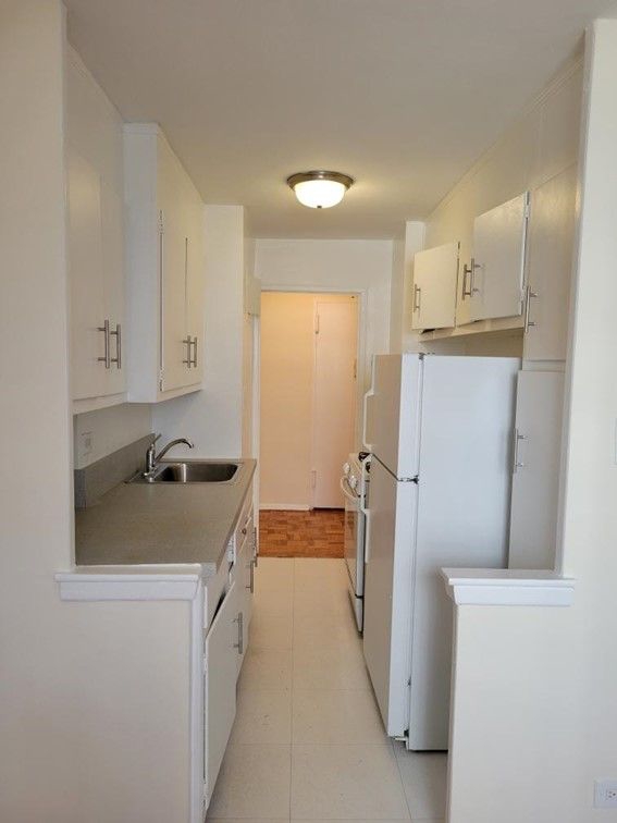 Apartment 45th Avenue  Queens, NY 11355, MLS-RD4656-6