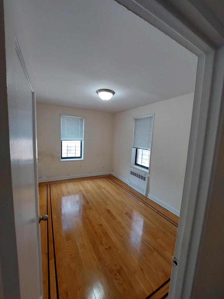 Apartment 98th Street  Queens, NY 11374, MLS-RD4658-3