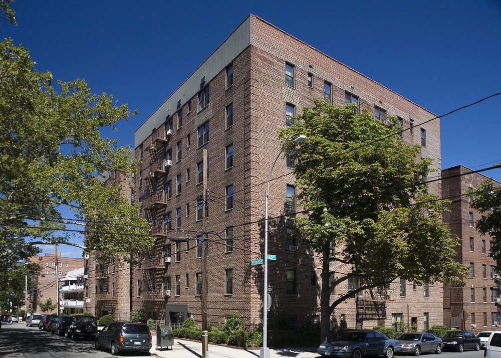 Apartment Wetherole Street  Queens, NY 11374, MLS-RD4662-3