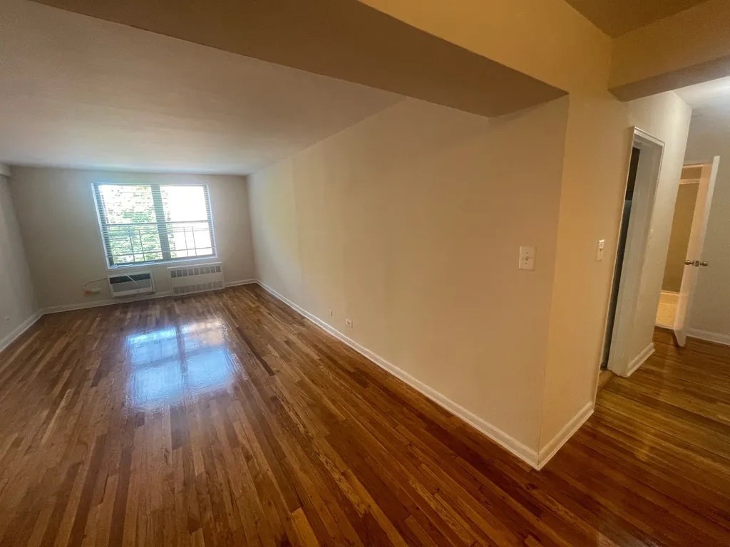 Apartment 103rd Street  Queens, NY 11375, MLS-RD4699-4