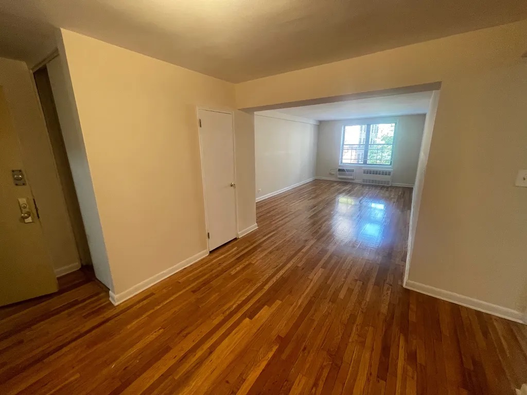 Apartment 103rd Street  Queens, NY 11375, MLS-RD4699-7