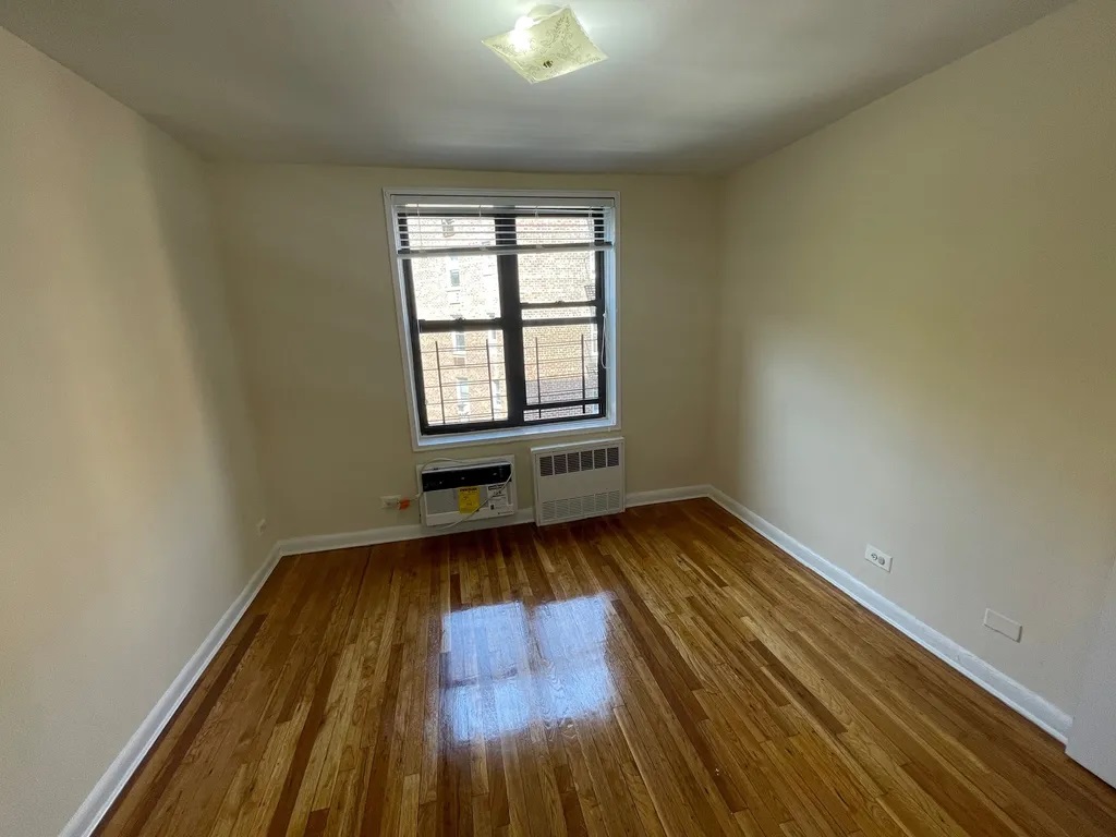 Apartment 103rd Street  Queens, NY 11375, MLS-RD4699-15