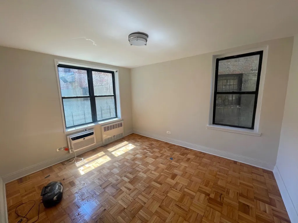 Apartment 67th Drive  Queens, NY 11375, MLS-RD4702-8