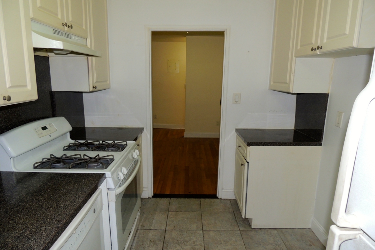 Apartment 150th Street  Queens, NY 11367, MLS-RD4706-3