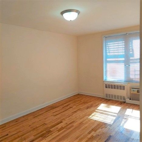 Apartment 45th Avenue  Queens, NY 11355, MLS-RD4715-2