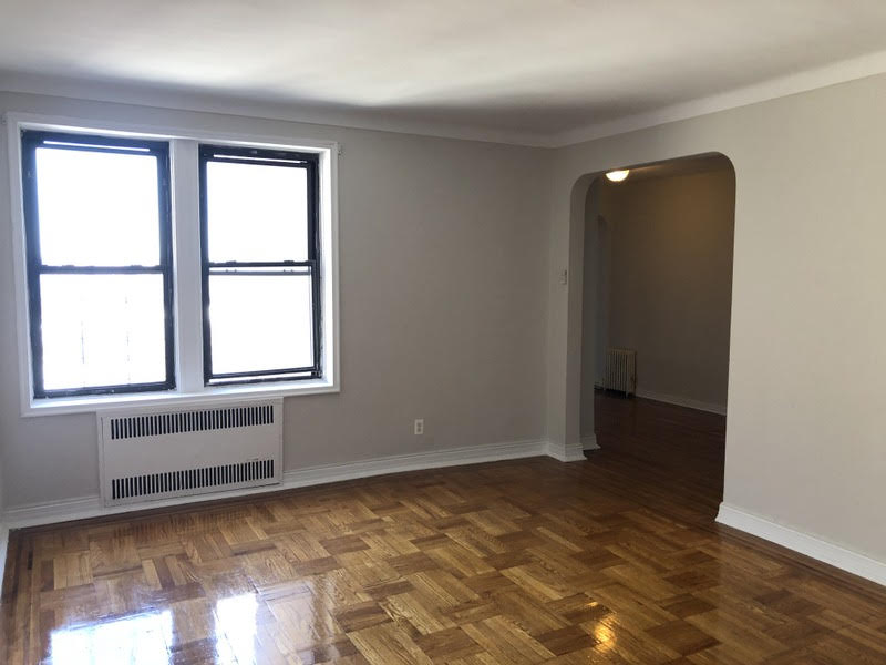 Apartment Hampton Street  Queens, NY 11373, MLS-RD4733-2