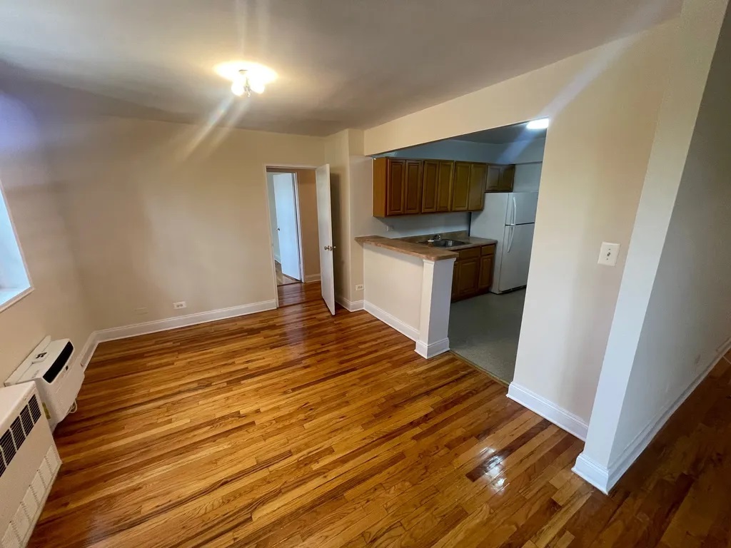 Apartment 103rd Street  Queens, NY 11375, MLS-RD4739-6