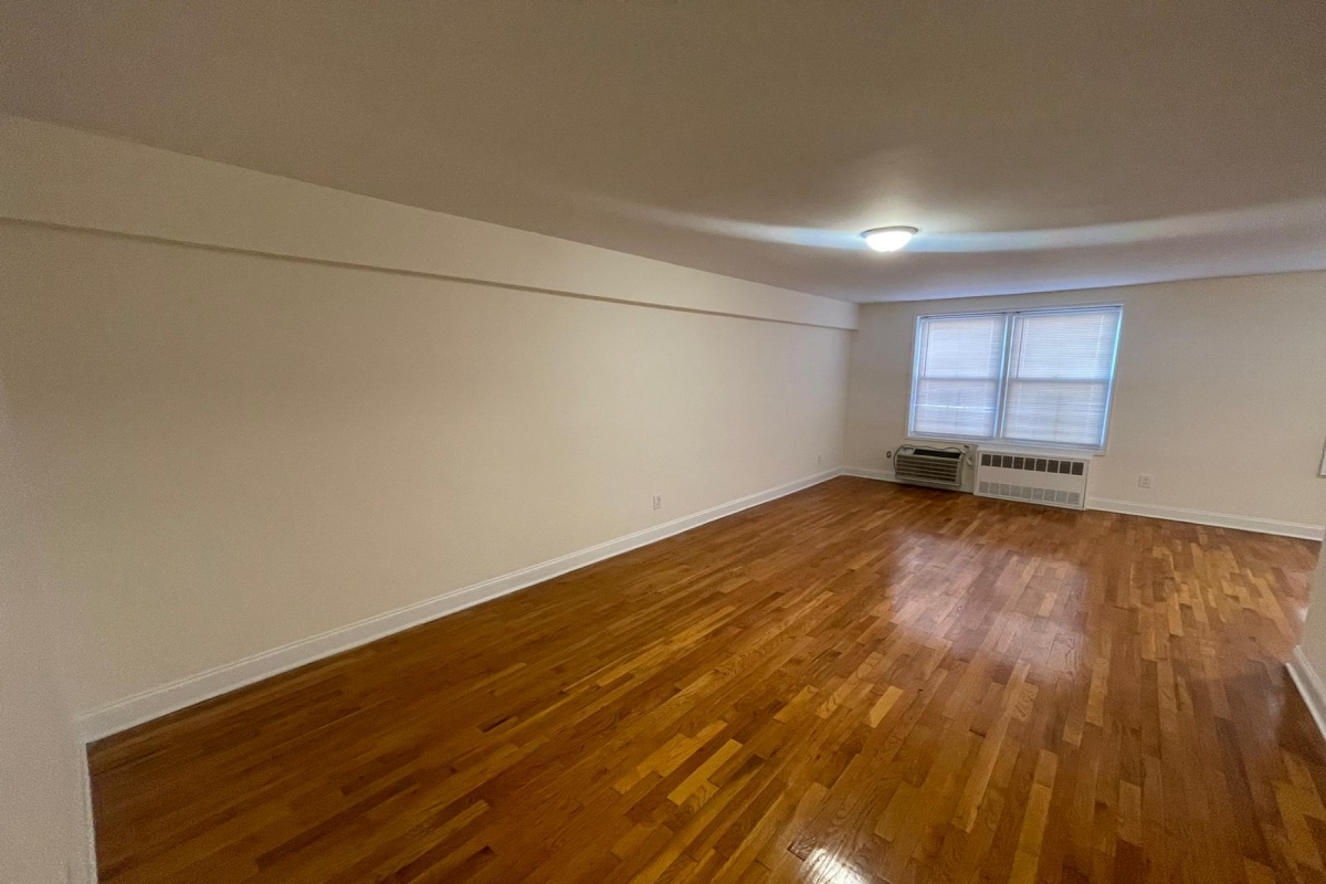 Apartment 150th Street  Queens, NY 11367, MLS-RD4752-9