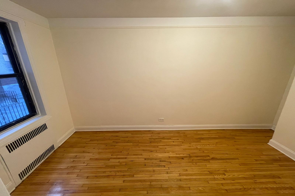 Apartment 167th Street  Queens, NY 11358, MLS-RD4755-6