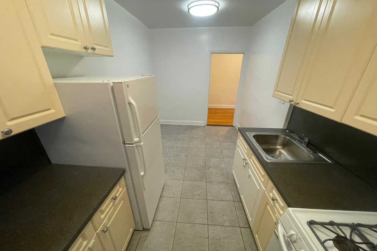 Apartment 167th Street  Queens, NY 11358, MLS-RD4756-2