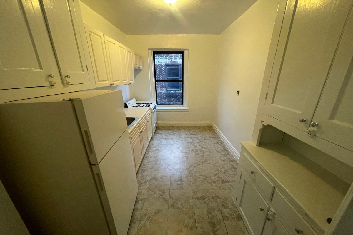 Apartment 118th Street  Queens, NY 11415, MLS-RD4758-2