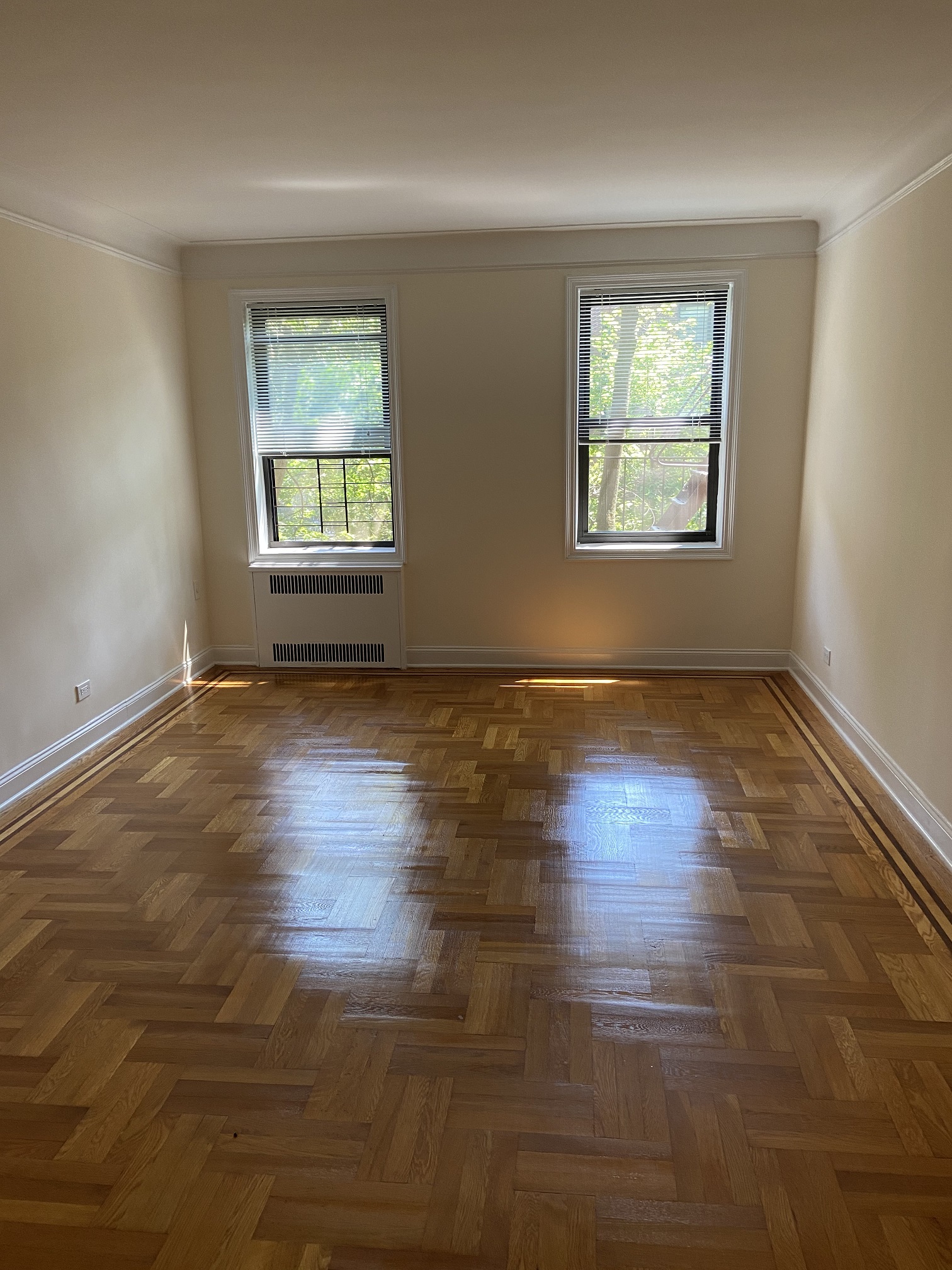 Apartment Highland Avenue  Queens, NY 11432, MLS-RD4759-2