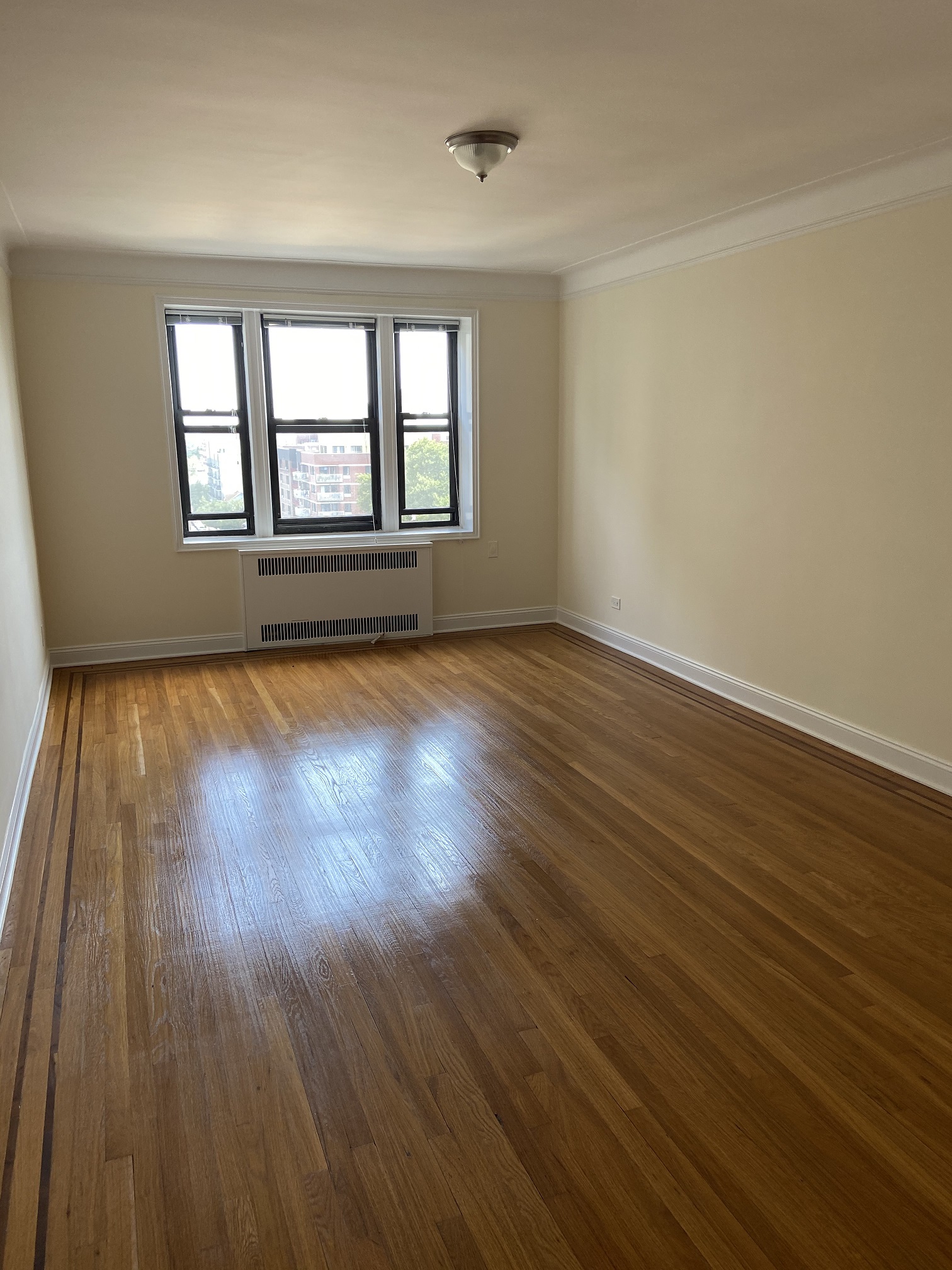Apartment Wexford Terrace  Queens, NY 11432, MLS-RD4760-2