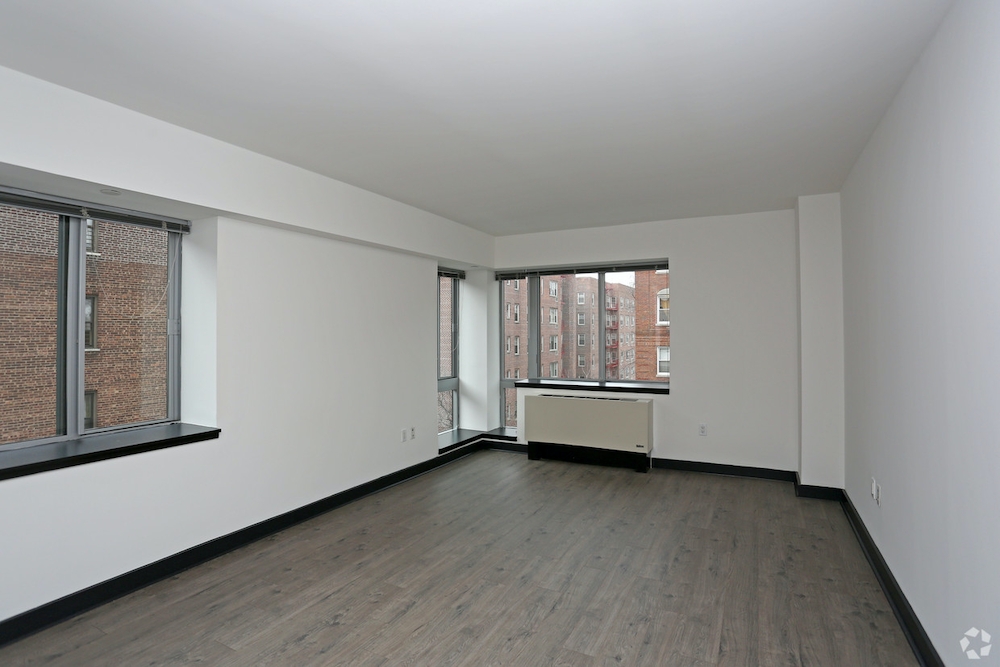 Apartment 89th Avenue  Queens, NY 11432, MLS-RD4766-11