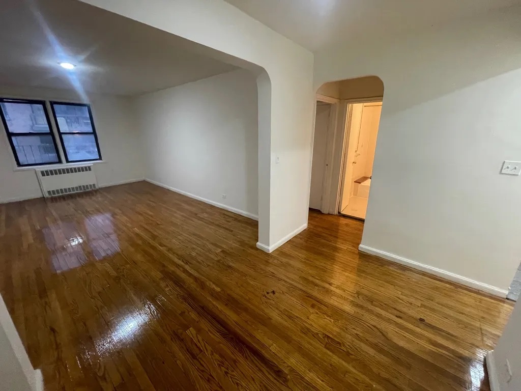 Apartment Wetherole Street  Queens, NY 11374, MLS-RD4768-6