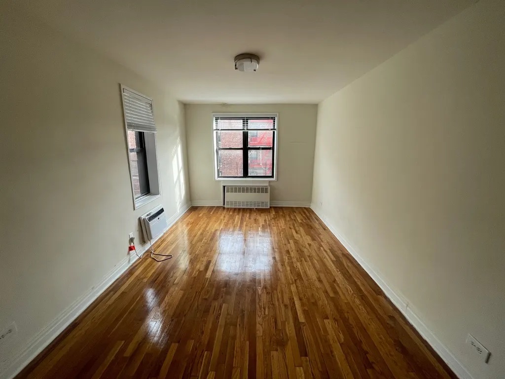 Apartment 67th Drive  Queens, NY 11375, MLS-RD4769-5