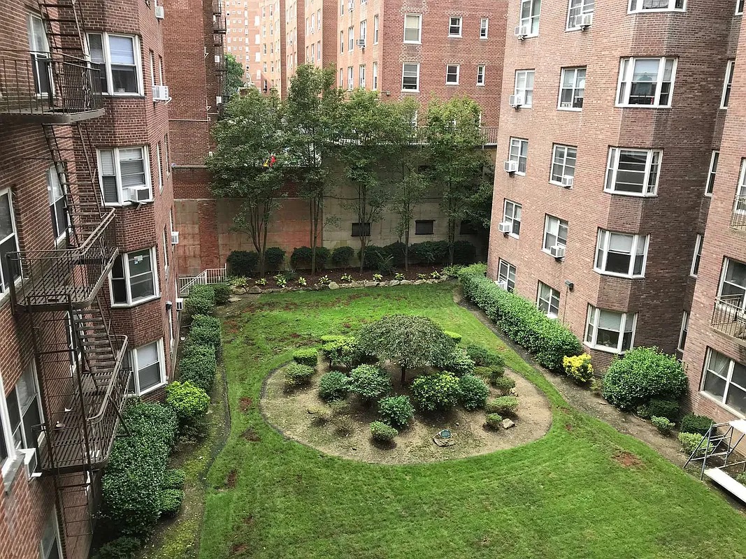 Apartment Yellowstone Blvd  Queens, NY 11375, MLS-RD4770-7