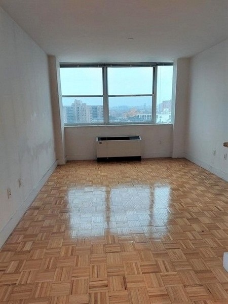 Apartment Queens Blvd  Queens, NY 11375, MLS-RD4777-2