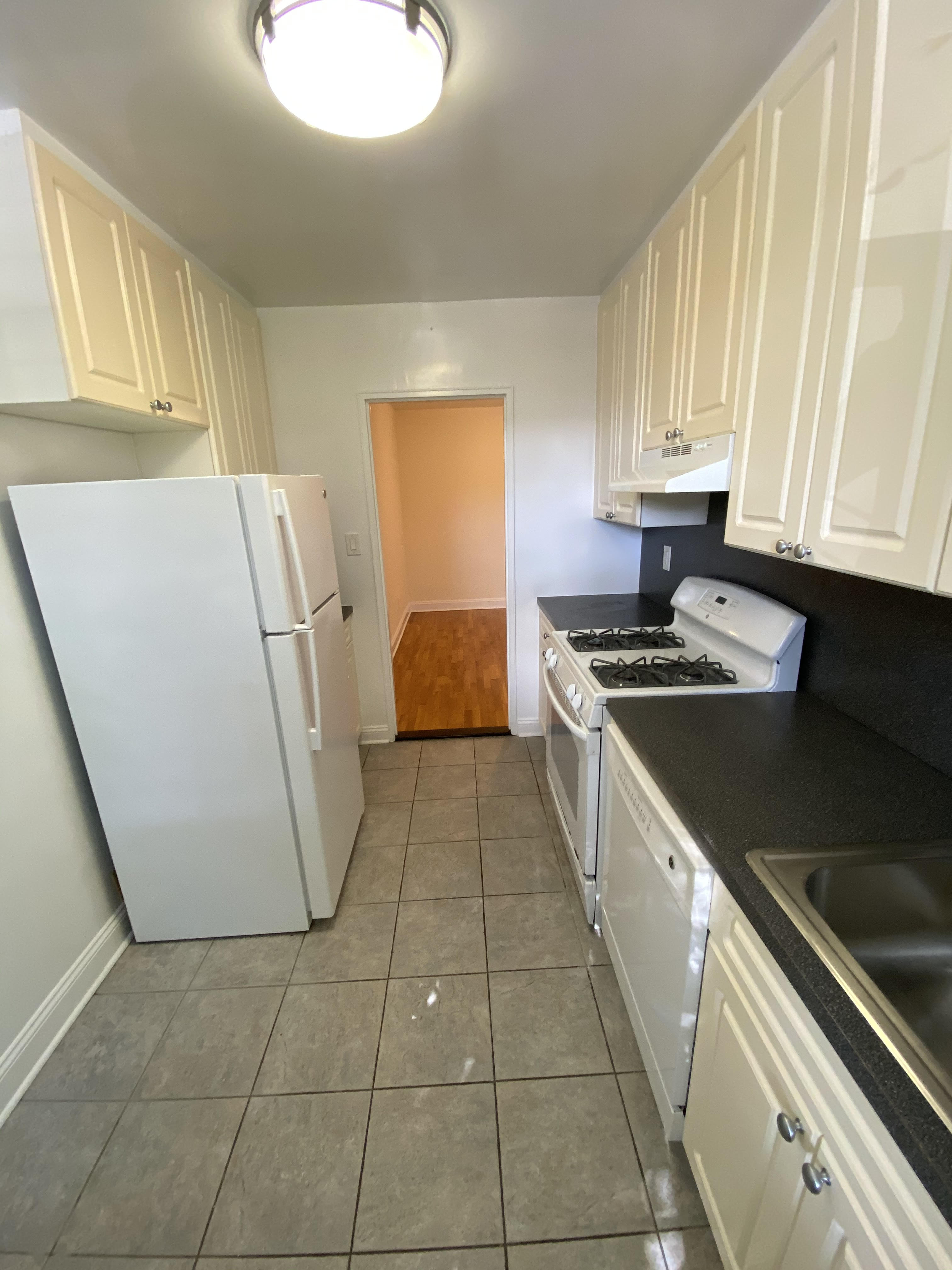 Apartment 150th Street  Queens, NY 11367, MLS-RD4785-8