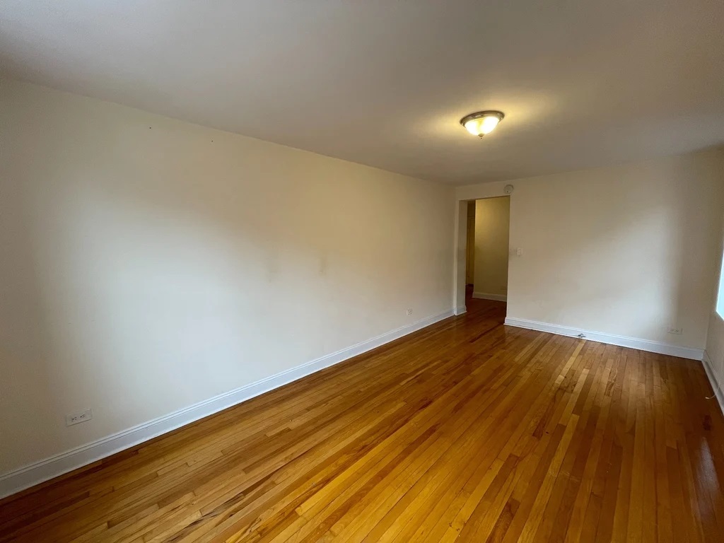 Apartment 77th Street  Queens, NY 11372, MLS-RD4788-2