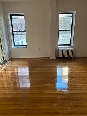Apartment in Kew Gardens - Union Tpke  Queens, NY 11415
