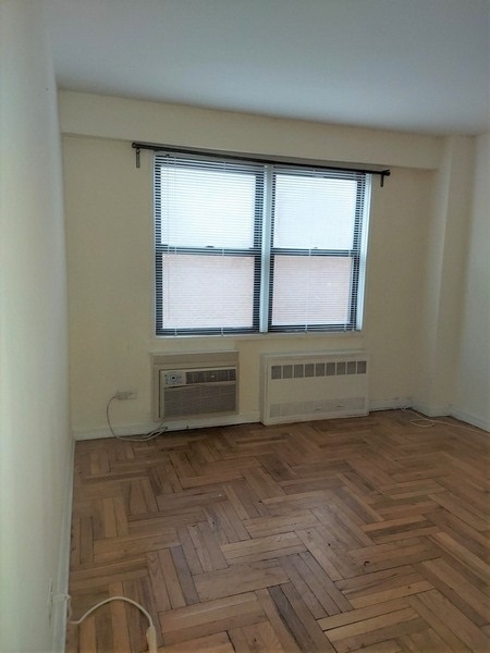 Apartment 67th Avenue  Queens, NY 11374, MLS-RD4797-4