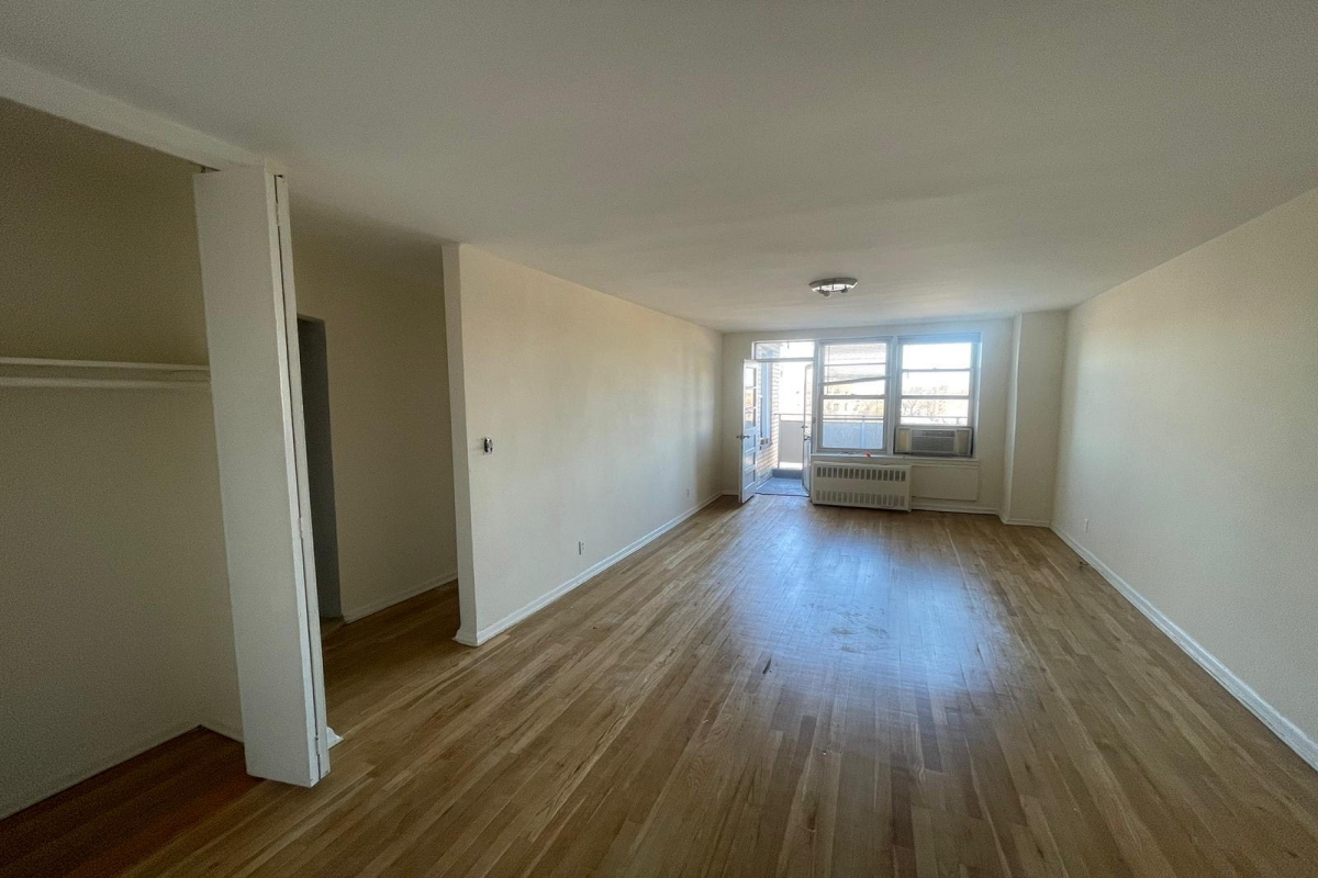 Apartment 84th Drive  Queens, NY 11435, MLS-RD4822-5