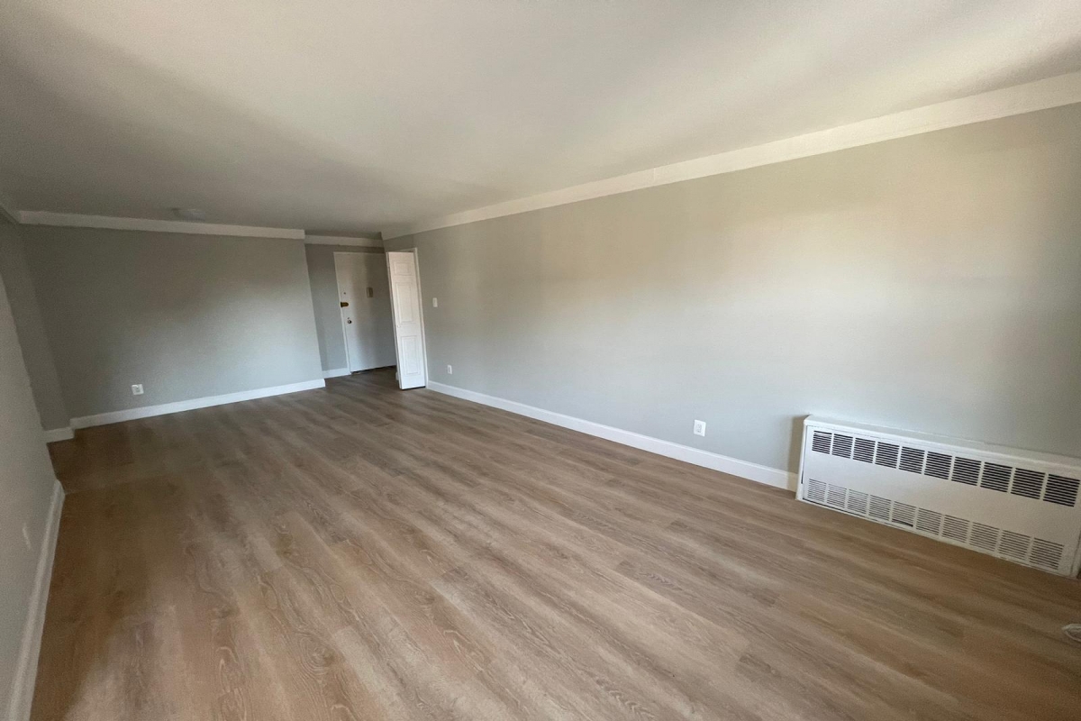 Apartment 35th Avenue  Queens, NY 11354, MLS-RD4823-10