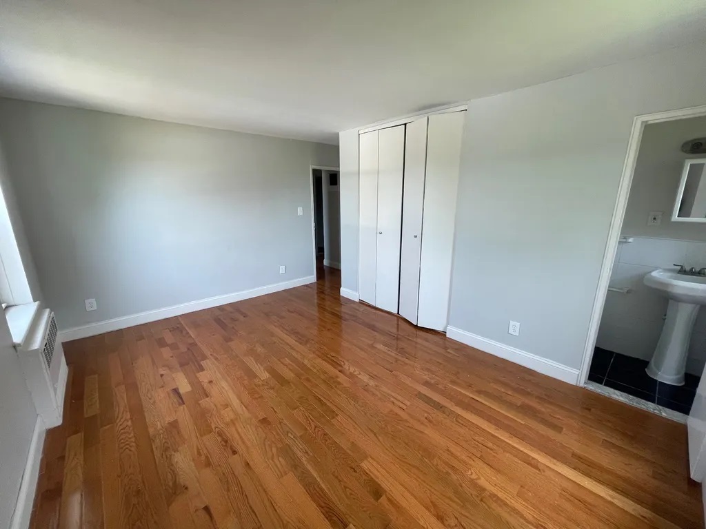 Apartment Bell Blvd  Queens, NY 11360, MLS-RD4854-5