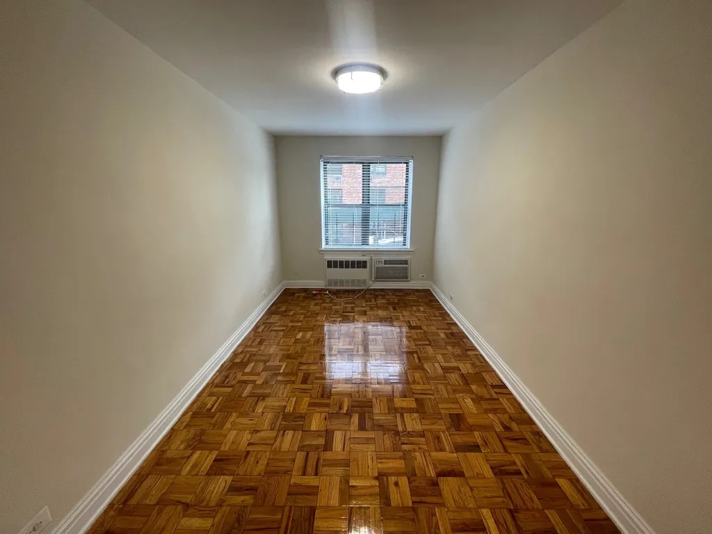 Apartment 102nd Street  Queens, NY 11375, MLS-RD4858-13