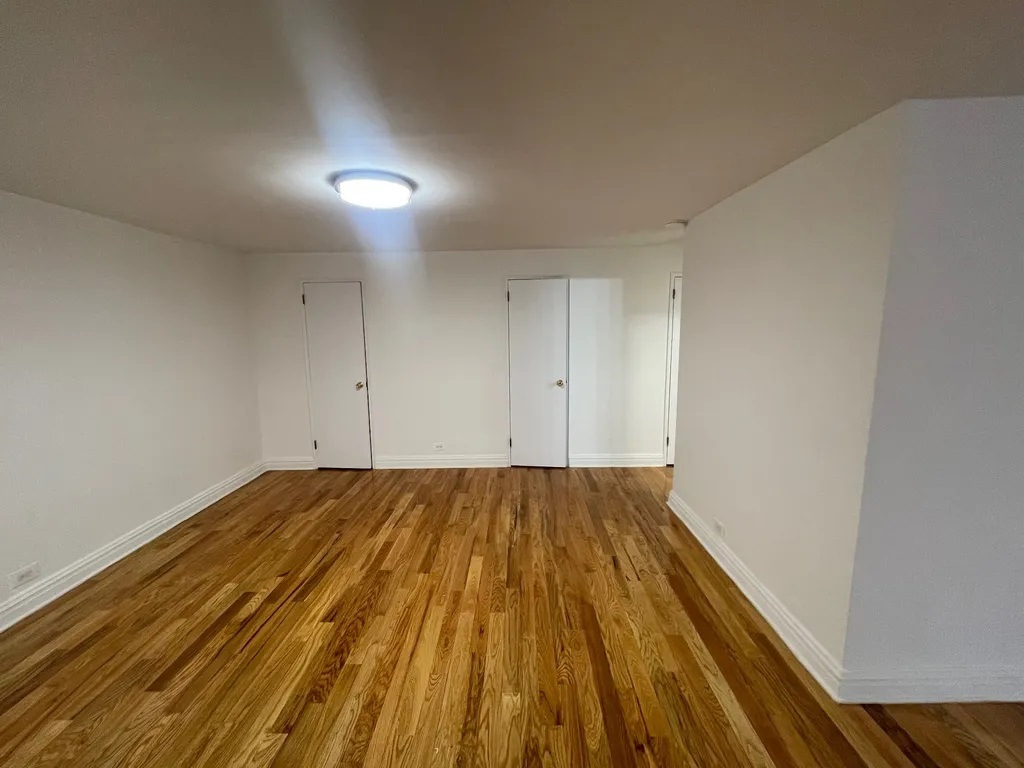 Apartment 102nd Street  Queens, NY 11375, MLS-RD4858-16