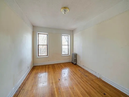 Apartment Park Lane South  Queens, NY 11421, MLS-RD4862-2