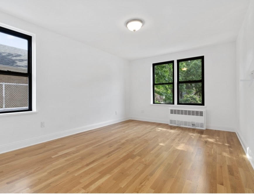 Apartment Brevoort Street  Queens, NY 11415, MLS-RD4893-2